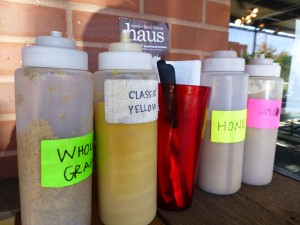 Mustards--Haus
